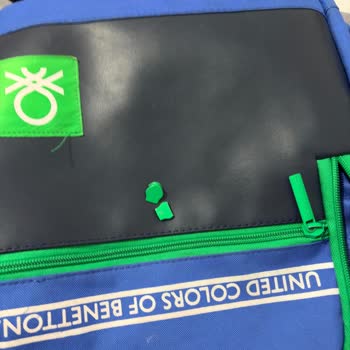 Benetton Çantanın Fermuarı Kısa Sürede Bozuldu Kullanılamaz Hale Geldi