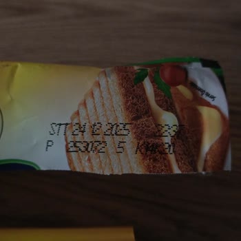 Aldığım Torku Tost Peynirinde Küf Çıktı, İade Veya Değişim İstiyorum