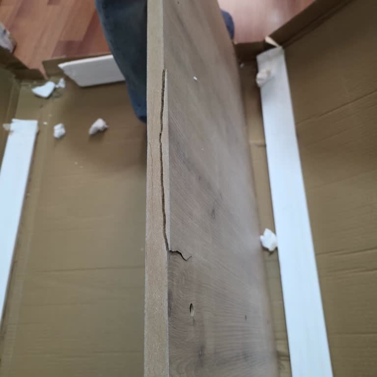 Hasarlı Gardırop Teslimatı Ve İade Sürecinde Büyük Mağduriyet