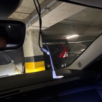 Serviste Kaybolan Eşyam Ve Yetersiz Temizlik Sorunu