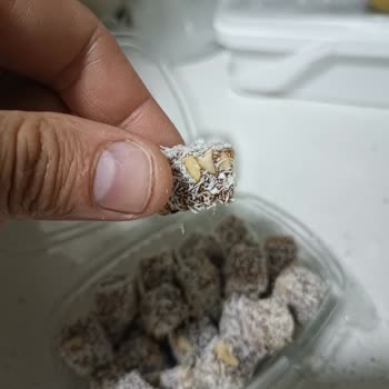 Aldığım Fıstıklı Cezeryede Güve Ve Kurt Sorunu Yaşadım