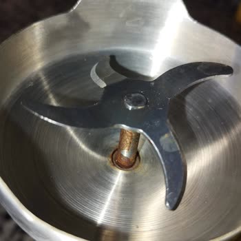 Paslanmaz Çelik Blender Başlığında Paslanma Ve Ücretli Parça Değişimi Sorunu