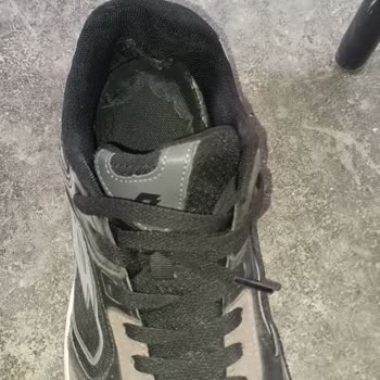 In Street Kısa Sürede Rengi Değişen Ayakkabı Ve Yetersiz Garanti Hizmeti