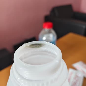 Aldığım Sütaş Ayranda Son Kullanma Tarihi Geçmemiş Olmasına Rağmen Küf Çıktı