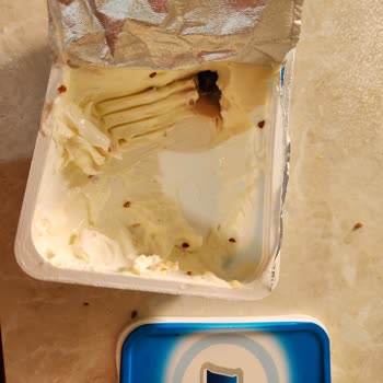 Ambalajı Sağlam Pınar Beyaz Peynirin Küflü Çıkması Ve Sağlık Endişesi