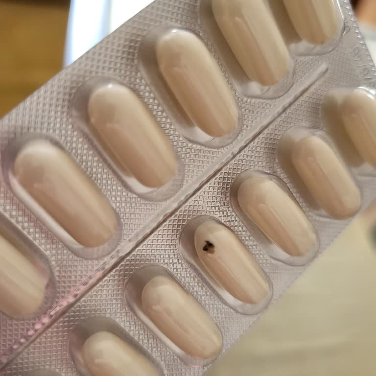 Aldığım İlacın Ambalajında Sinek Ölüsü Çıkması Ve Firma İle İletişim Sorunu