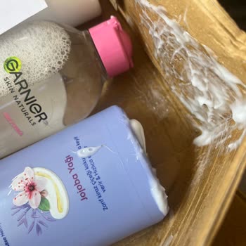 Hasarlı Vücut Losyonu Teslimatı İçin Çözüm Ve Destek Bekliyorum