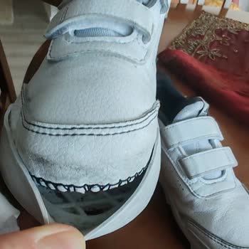 Boyner'den Alınan Adidas Ayakkabı Bir Ayda Açıldı Mağaza Çözüm Sunmadı