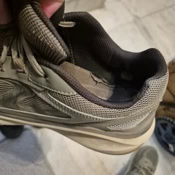 Kısa Sürede Taban Çöken Ayakkabıma Skechers'tan Olumsuz Geri Dönüş