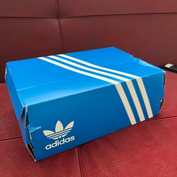 Adidas Online Mağazadan Aldığım Ayakkabılar Defolu Ve İade Süreci Mağduriyet Yaşattı