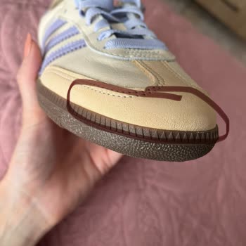 Adidas Online Mağazadan Aldığım Ayakkabılar Defolu Ve İade Süreci Mağduriyet Yaşattı