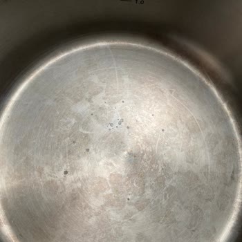 Yeni Alınan Çelik Tencerede Kalıcı Sararma Ve Kabarcık Sorunu Yaşadım