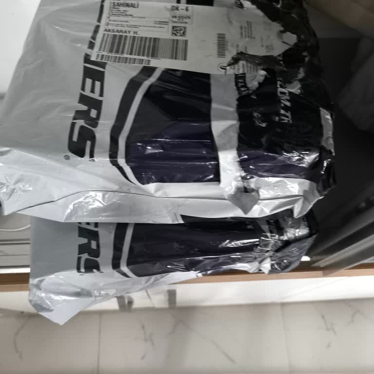 Hepsijet Kuryesinin Saygısız Davranışı Ve Müşteri Memnuniyetsizliği