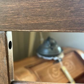 Hasarlı Ve Yanlış Renkli Koltuk Teslimatı Sonrası Bir Aydır Çözüm Sunulmadı