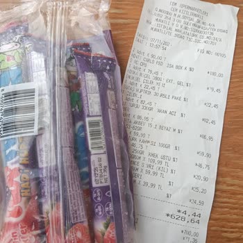 Son Kullanma Tarihi Geçmemiş Üründe Ekşi Koku Ve Ambalaj Sorunu