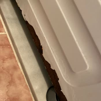 Garanti Kapsamındaki Çamaşır Makinesinde Boya Kabarması Ve Ücretsiz Servis Talebi