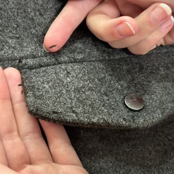 Bershka Ceketimde Tüylenme Ve Mağaza Müdürünün Kırıcı Tavrı Sonrası Çözümsüzlük