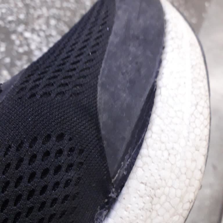 Kısa Sürede Hasar Gören Ayakkabı İçin Değişim Talebim Reddedildi