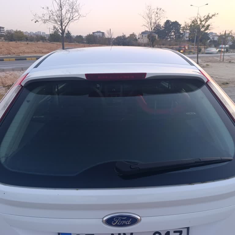 Araç Muayenesinde Stop Lambası Rengi Nedeniyle Haksız Masraf Ve Mağduriyet