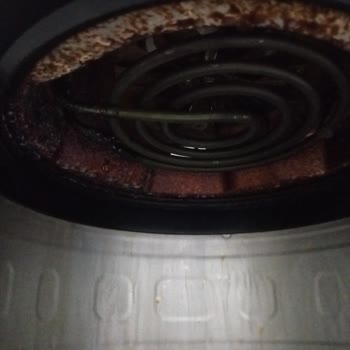 Airfryer'da Çıkmayan Lekeler İçin Çözüm Bekliyorum