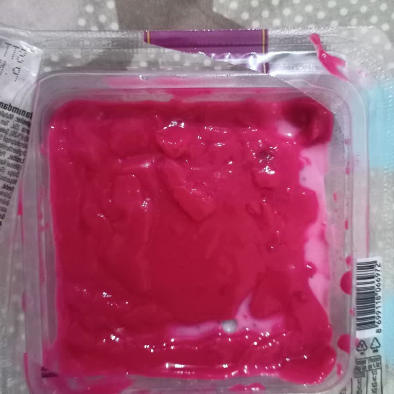 A101'den Aldığım Dondurulmuş Tatlı Küflü Ve Bozuk Çıktı, İade İstiyorum