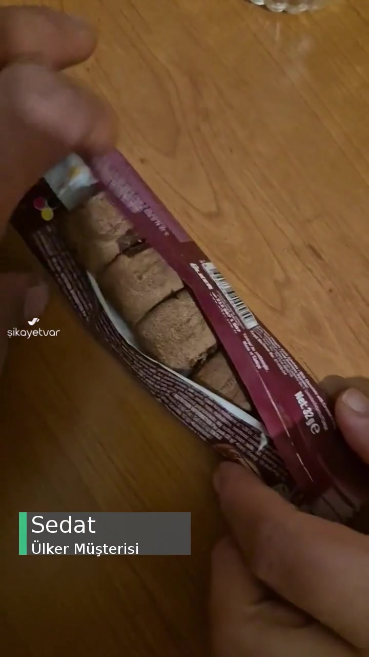 Ülker Dün Akşam Aldığım İki Caramio Çikolatadan Birinde Böcek Çıktı! videonun kapak resmi