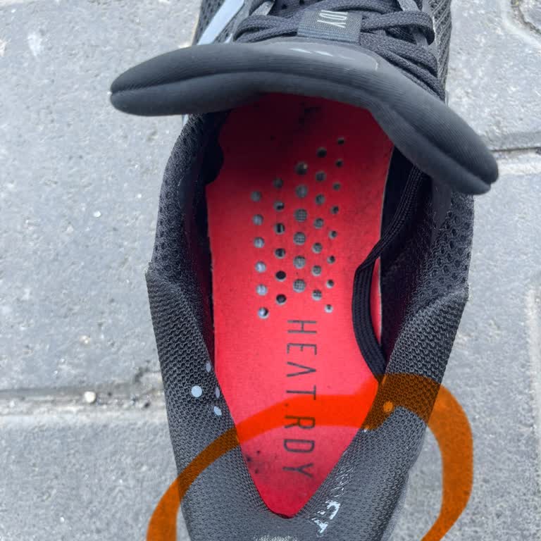 Adidas Kısa Sürede Yıpranan Ayakkabılar İçin Çözüm Bekliyorum!