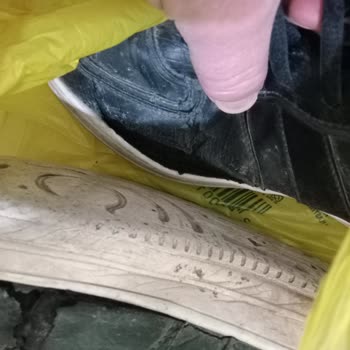 10 Kez Giyilen Ayakkabıda Ciddi Açılma Ve Yıpranma, Değişim Reddi