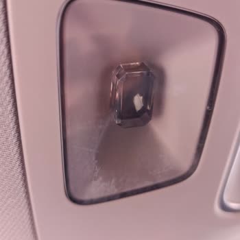 Garanti Kapsamındaki Emniyet Kemeri Ve İç Aydınlatma Sorunlarıma Çözüm Sunulmadı