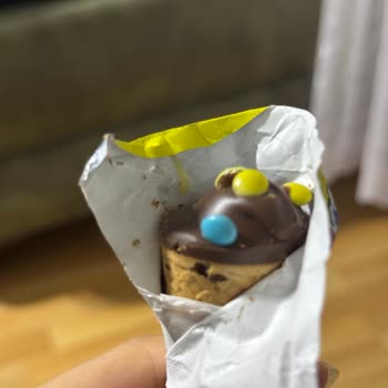 Korner Çikolatada Kurt Çıkmasıyla Yaşanan Hijyen Ve Güven Kaybı