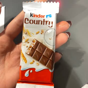 Kinder Country Çikolatasında Şüpheli Renk Değişimi Ve Mağduriyet