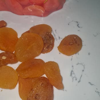 BİM'den Aldığım Kuru Kayısıda Küf Ve Bozuk Ürün Endişesi