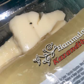 A101'den Aldığım Kazandibi Tatlıda Yabancı Maddeler Çıktı, Sağlığım Tehlikede