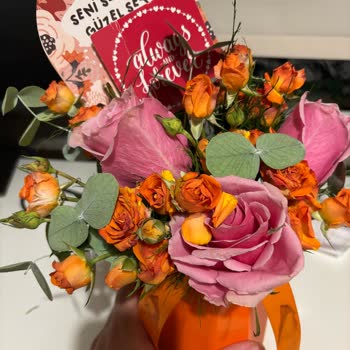 Kurumuş Güller Ve İlgisiz Müşteri Hizmetleriyle Yaşadığım Hayal Kırıklığı