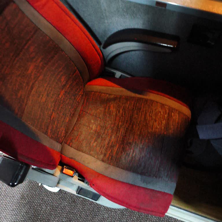 Kamil Koç İle Eski Otobüs, Kırık Koltuk Ve İlgisiz Müşteri Hizmetleriyle Hayal Kırıklığı!