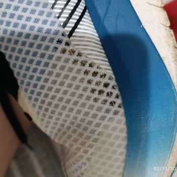 Yeni Alınan Ayakkabıda Kısa Sürede Yırtık Ve Satıcıdan Dönüş Yok