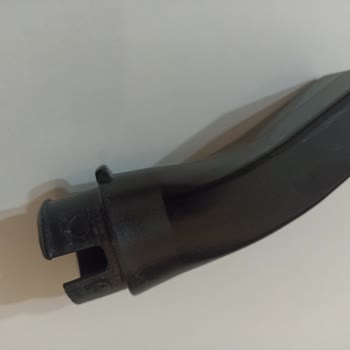 Arnica Süpürgede Tekrarlayan Parça Kırılması Ve Yetersiz Servis Mağduriyeti