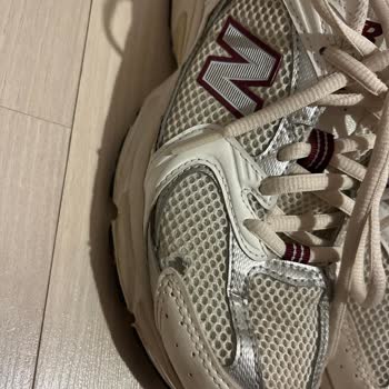 Kısa Sürede Yırtılan Ayakkabı İçin Garanti Ve Değişim Talebi