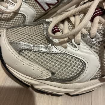 Kısa Sürede Yırtılan Ayakkabı İçin Garanti Ve Değişim Talebi