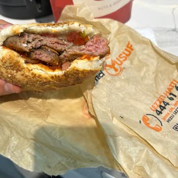 Köfteci Yusuf Çiğ Köfte ve İlgisiz Hizmet: Hayal Kırıklığı