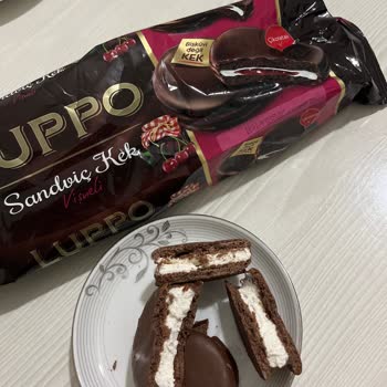 Vişneli Sandviç Keklerde Vişne Dolgusu Tamamen Yoktu, Mağduriyet Yaşadım