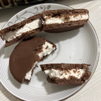 Vişneli Sandviç Keklerde Vişne Dolgusu Tamamen Yoktu, Mağduriyet Yaşadım