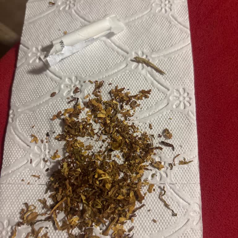 Winston Slender Blue'da Sürekli Kalite Sorunu Ve Yabancı Madde Şikayeti