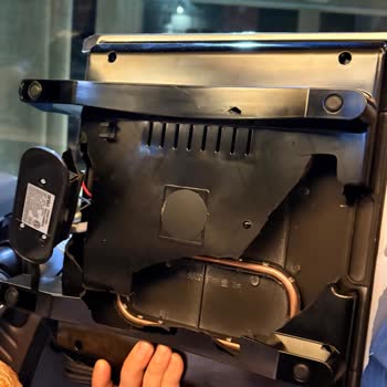 Bagajdaki Zarar Ve İlgisiz Personel Nedeniyle Büyük Mağduriyet