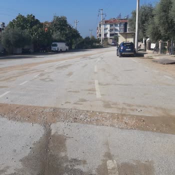 Süleyman Demirel Mahallesinde Bitmeyen Su Kesintisi Ve Bozuk Yollar Mağduriyeti