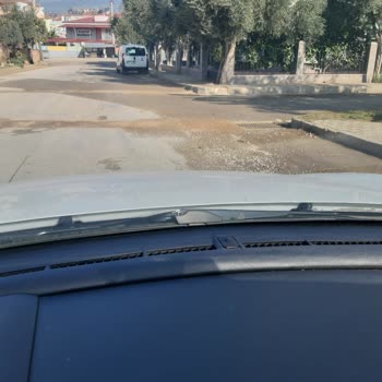 Süleyman Demirel Mahallesinde Bitmeyen Su Kesintisi Ve Bozuk Yollar Mağduriyeti