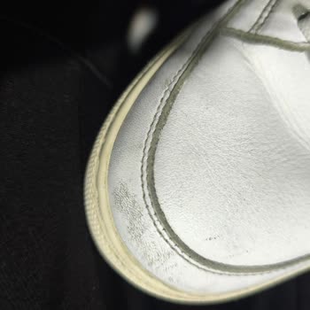 Aldığım Derimod Sneaker Kısa Sürede Bozuldu, Değişim Veya İade Talep Ediyorum