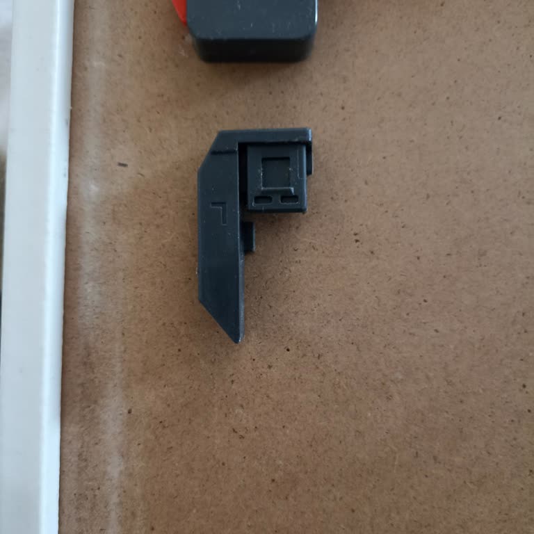 Mobilya Ray Sisteminin Küçük Parçası İçin Komple Değişim Zorunluluğu