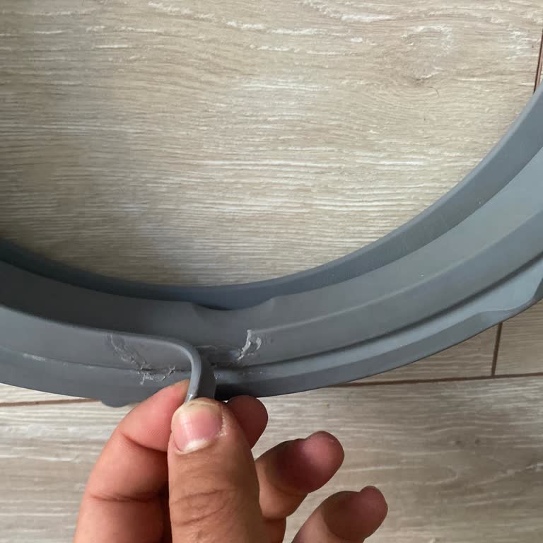 Garanti Kapsamındaki Makinemde Körük Lastiği Yırtığına Yüksek Ücret Talebi