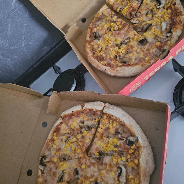 Soğuk Ve Eksik Gelen Pizza Siparişine Yetersiz İade Ve Destek